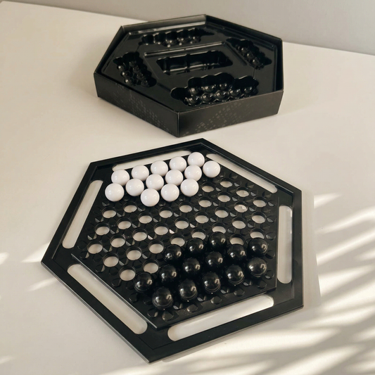 PUSHBALL - gra, która wciągnie całą rodzinę w 60 sekund